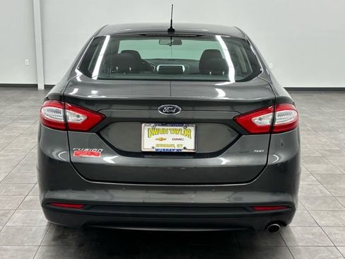 Used 2015 Ford Fusion SE image 3