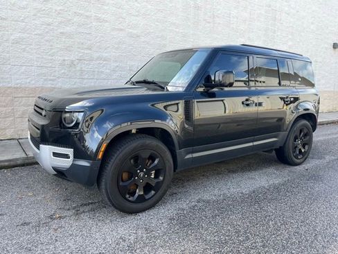 Used 2024 Land Rover Defender 110 S image 1