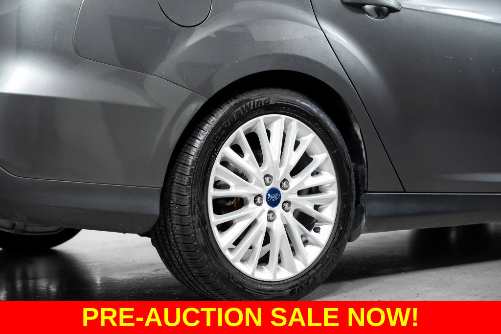 Used 2017 Ford Focus Titanium FWD image 7