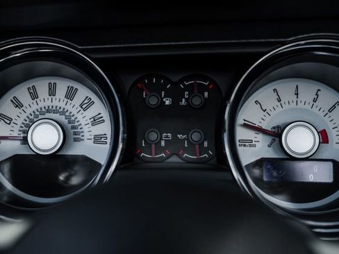 Used 2012 Ford Mustang GT Premium w/ Electronics Pkg image 9