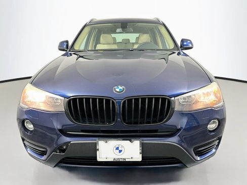 Used 2017 BMW X3 sDrive28i RWD image 2