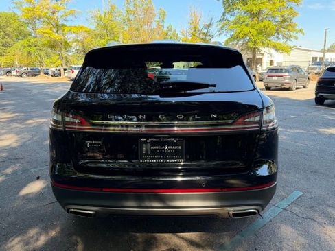 Certified 2022 Lincoln Nautilus FWD w/ Premium Package image 19