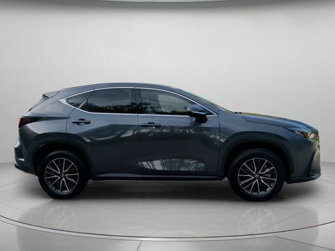 Used 2024 Lexus NX 250 FWD image 33