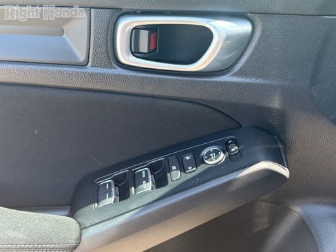 Used 2023 Honda Civic Sport image 12