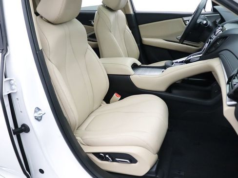 Used 2024 Acura RDX SH-AWD image 13