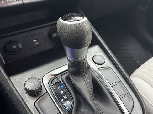 Used 2022 Hyundai Kona SEL w/ Cargo Package image 25