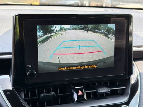 Used 2025 Toyota Corolla Cross AWD Hybrid image 28