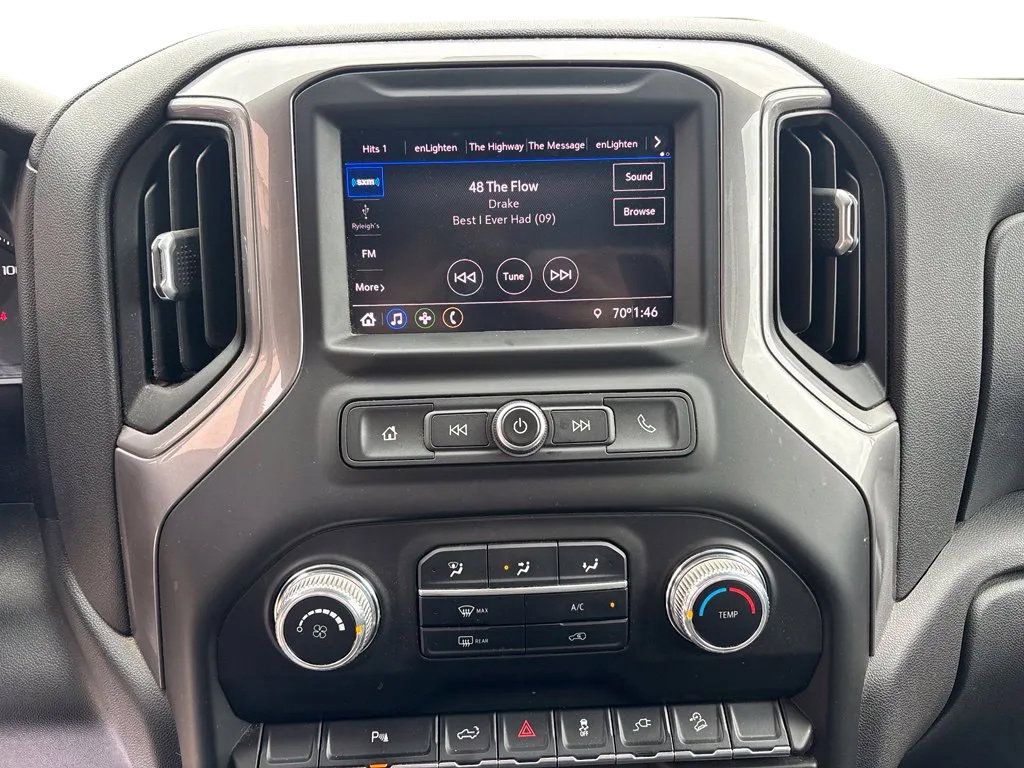 Used 2021 GMC Sierra 1500 4x4 Crew Cab w/ Convenience Package image 16