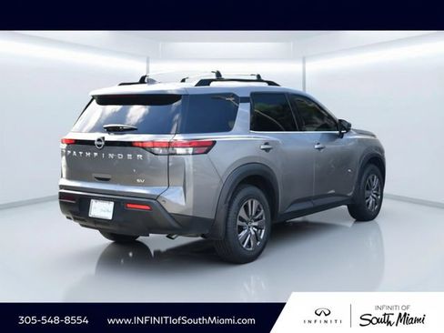 Used 2023 Nissan Pathfinder SV FWD image 6