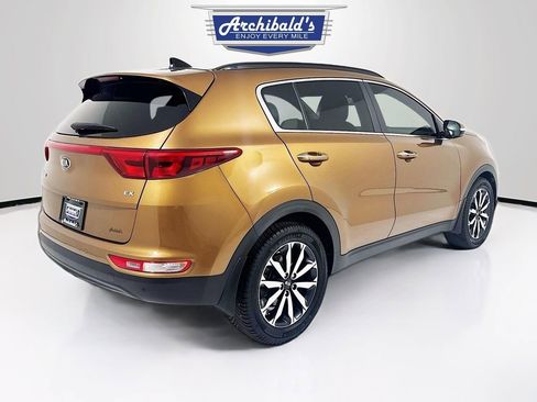 Used 2019 Kia Sportage EX w/ EX Technology Package image 6