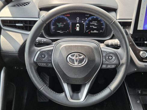 Used 2026 Toyota Corolla Cross XLE FWD image 15