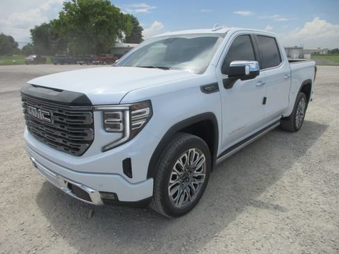 New 2026 GMC Sierra 1500 Denali Ultimate AWD/4WD image 13