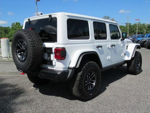 New 2026 Jeep Wrangler Unlimited Rubicon AWD/4WD image 8