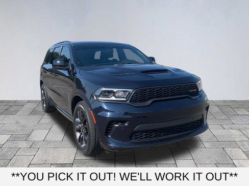 Used 2023 Dodge Durango R/T w/ Blacktop Package RWD image 1