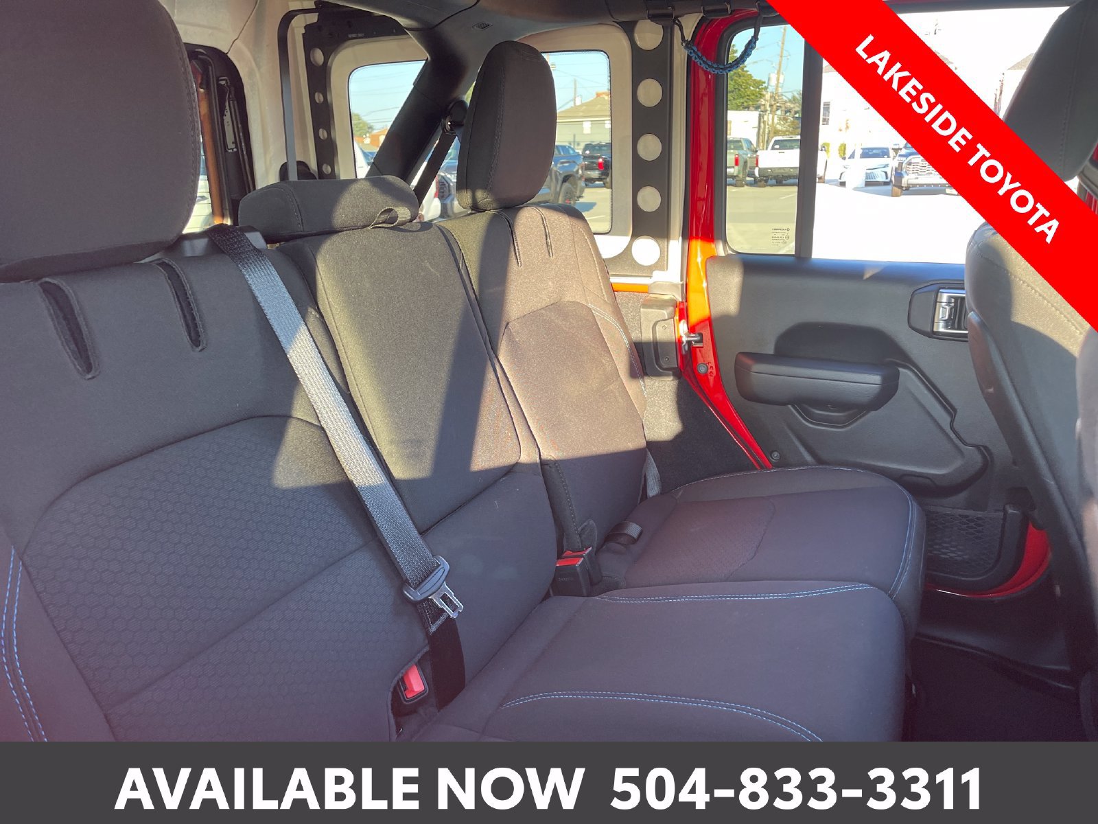 Used 2023 Jeep Wrangler Unlimited Rubicon 4xe AWD/4WD image 18