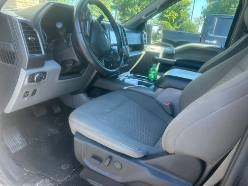 Used 2019 Ford F150 XLT w/ Equipment Group 302A Luxury AWD/4WD image 9