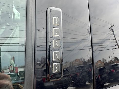 Used 2022 Ford F350 Lariat w/ Lariat Ultimate Package image 27
