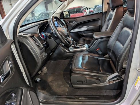 Used 2019 Chevrolet Colorado LT w/ Colorado RST Special Edition image 14