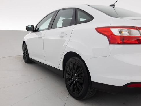 Used 2013 Ford Focus SE FWD image 13