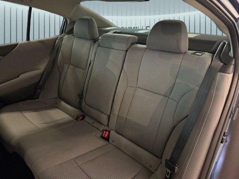 Used 2022 Subaru Legacy Premium image 21