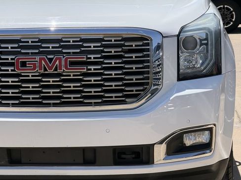Used 2019 GMC Yukon XL Denali RWD image 8