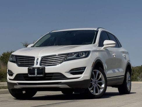 Used 2018 Lincoln MKC Select w/ Select Plus Package image 2