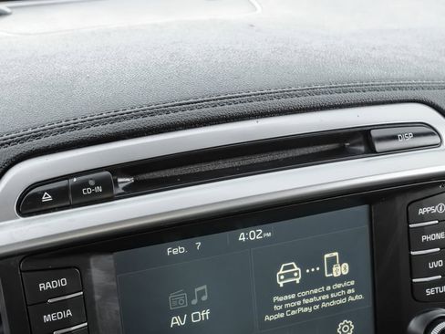 Used 2017 Kia Sorento LX w/ LX Convenience Package image 29