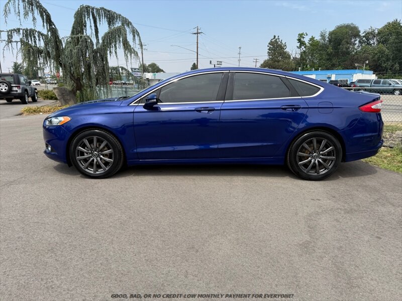 Used 2016 Ford Fusion SE w/ Equipment Group 202A AWD/4WD image 4