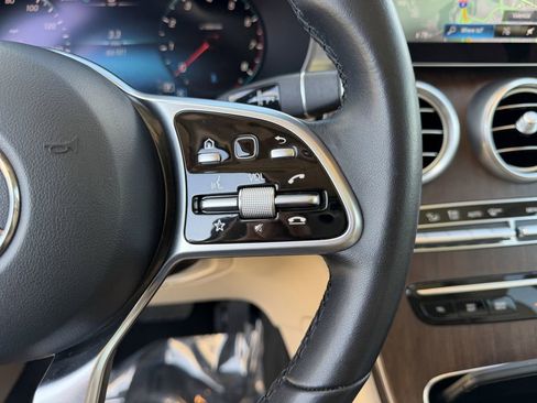 Used 2020 Mercedes-Benz GLC 300 image 25