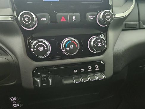 New 2026 RAM 2500 Big Horn AWD/4WD image 25