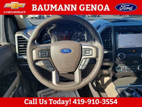 Used 2019 Ford Expedition Max XLT w/ Equipment Group 202A AWD/4WD image 13
