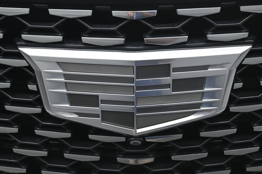 Used 2022 Cadillac Escalade ESV Premium Luxury w/ Performance Package AWD/4WD image 39