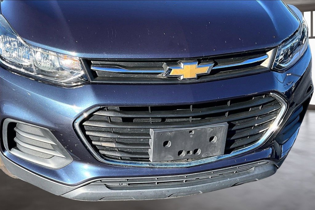 Used 2019 Chevrolet Trax LS AWD/4WD image 28