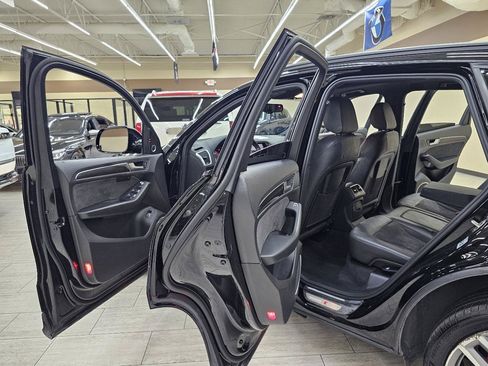 Used 2016 Audi SQ5 Premium Plus w/ Technology Package AWD/4WD image 17