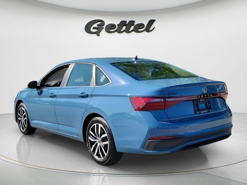 Used 2026 Volkswagen Jetta SE FWD image 7