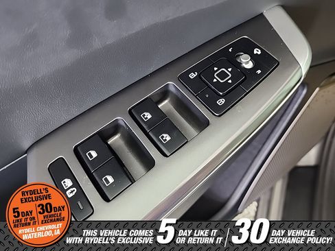 Used 2024 Kia EV6 Wind image 40