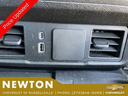 Used 2024 Chevrolet Silverado 1500 Custom w/ Turbomax Blackout Package AWD/4WD image 32