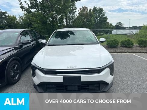 Used 2025 Kia K4 FWD image 2