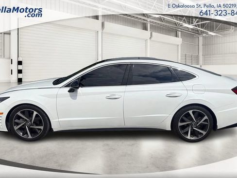 Used 2021 Hyundai Sonata SEL Plus w/ Tech Package FWD image 6