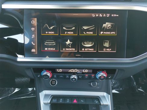 Used 2025 Audi Q3 2.0T Premium w/ Convenience Package image 21