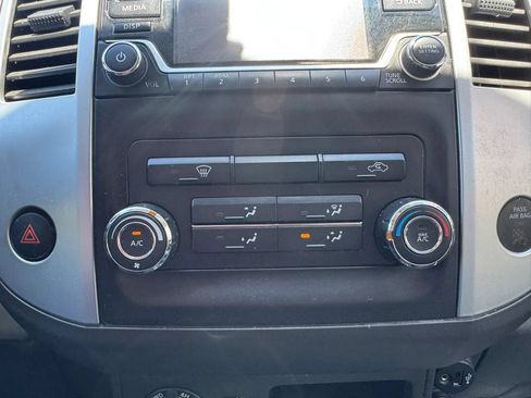 Used 2018 Nissan Frontier SV AWD/4WD image 17