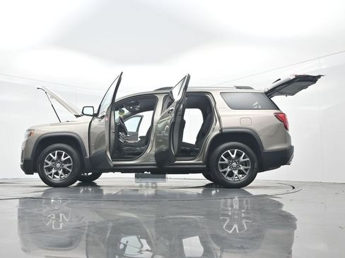 Used 2022 GMC Acadia SLE w/ Driver Convenience Package image 47