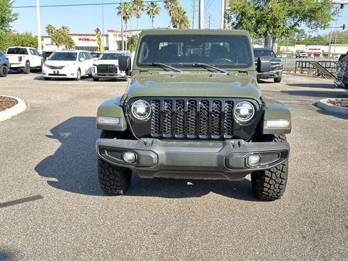Used 2021 Jeep Gladiator Sport image 9