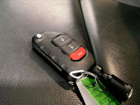 Used 2021 Jeep Gladiator Overland w/ Popular Equipment Package image 19