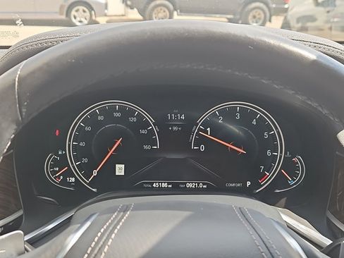 Used 2019 BMW 740i w/ Cold Weather Package RWD image 11