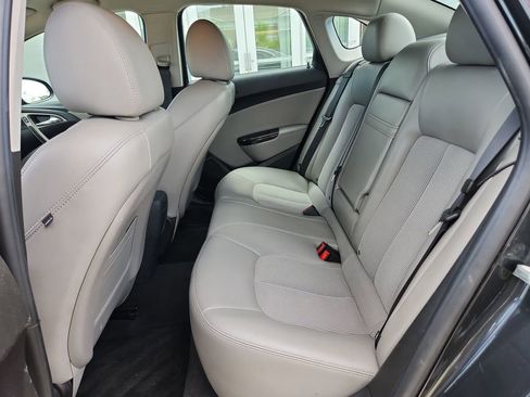 Certified 2014 Buick Verano Convenience FWD image 25