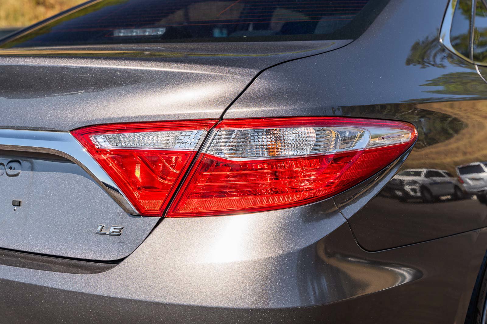 Used 2017 Toyota Camry SE FWD image 14