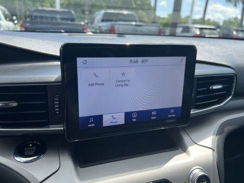 Used 2021 Ford Explorer XLT w/ Equipment Group 202A AWD/4WD image 23