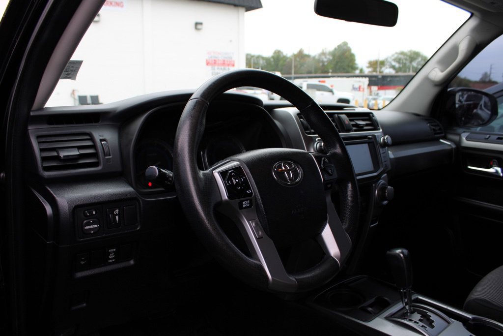 Used 2018 Toyota 4Runner SR5 RWD image 15