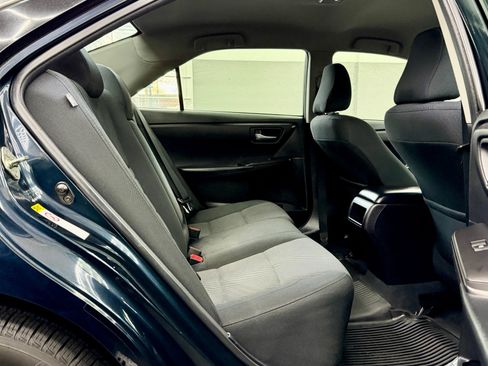 Used 2017 Toyota Camry LE image 12